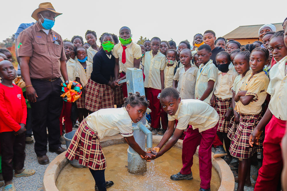 Kansanshi Hands Over a Borehole to Vulnerable Children