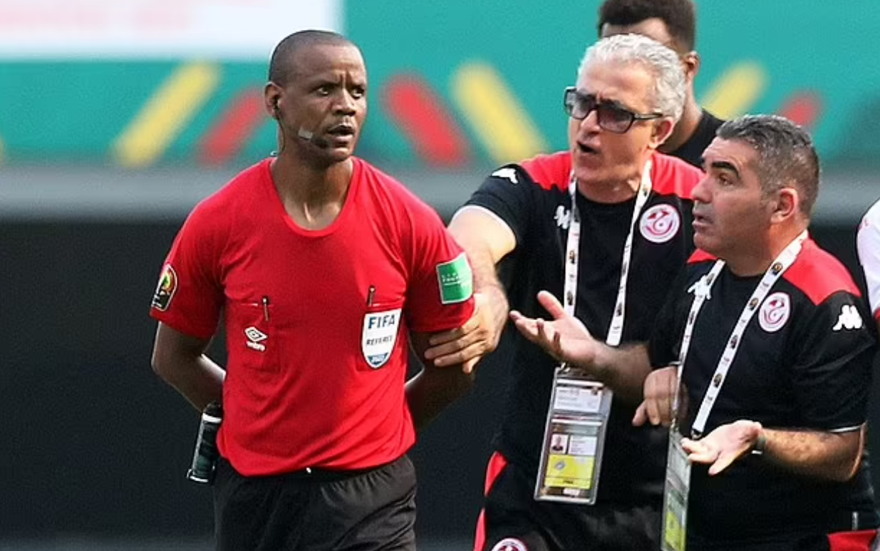Who is Tunisia vs Mali referee Janny Sikazwe, and what happened during AFCON game?
