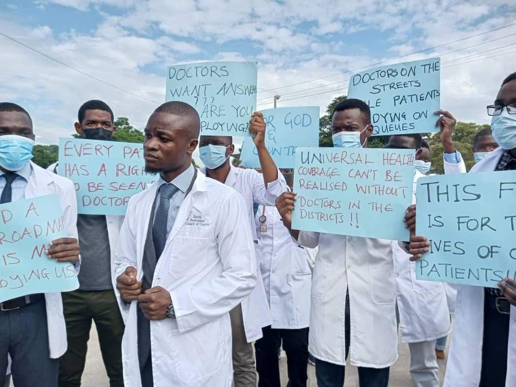 THE 800 UNEMPLOYED DOCTORS ASSURED OF EMPLOYMENT