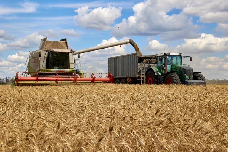 Ukraine, Russia set to sign deal to reopen grain export ports