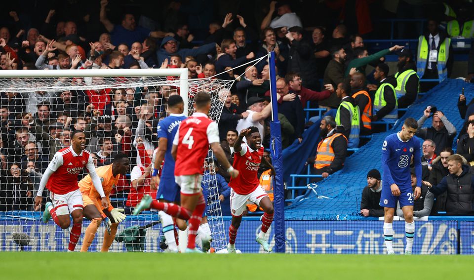 GABRIEL GOAL AT CHELSEA SENDS ARSENAL BACK TO THE TOP