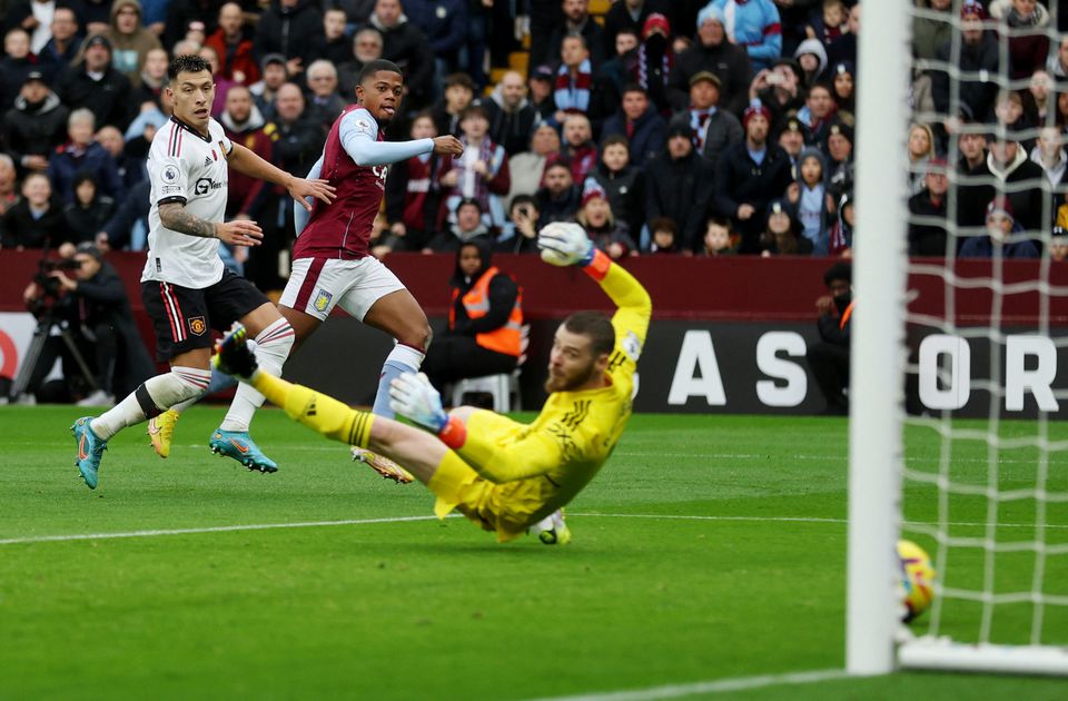 Emery enjoys winning start as Villa end Man United’s unbeaten run