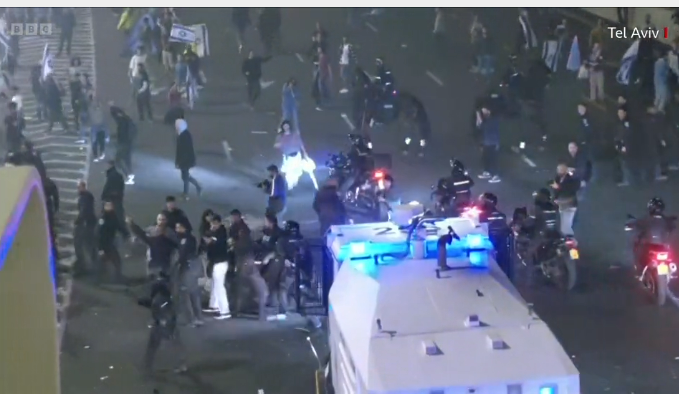 Mass Israel protests after Netanyahu fires defence minister