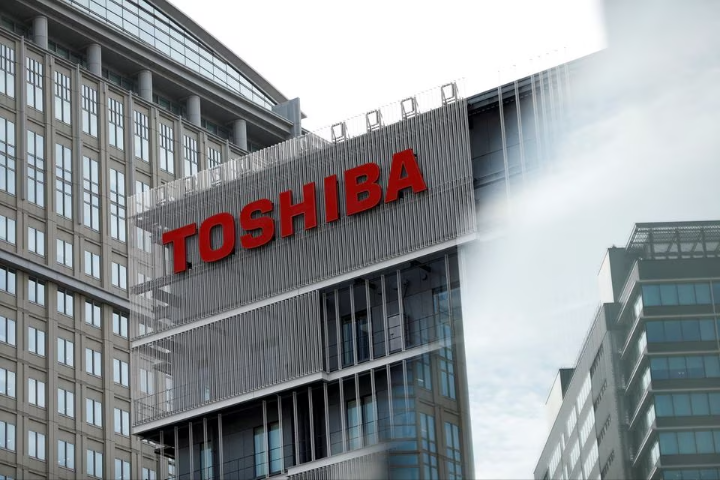 Toshiba says $14 bln takeover bid by JIP has succeeded
