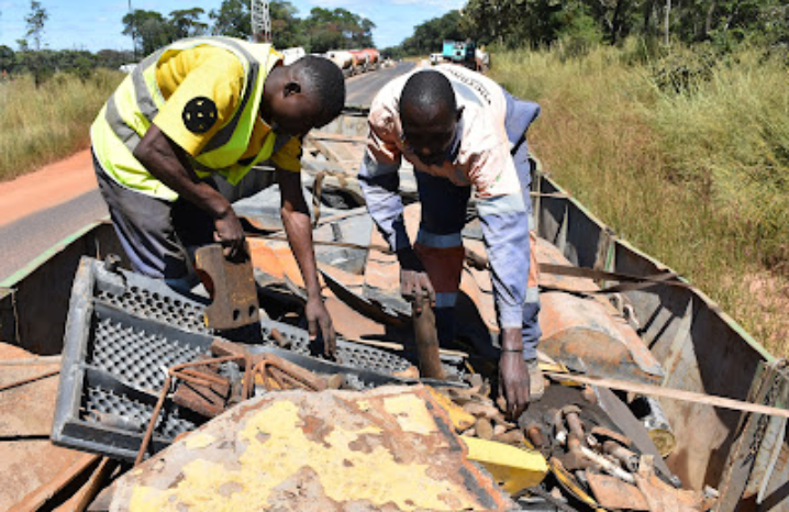 Kalumbila youths cash in on scrap metal boom 