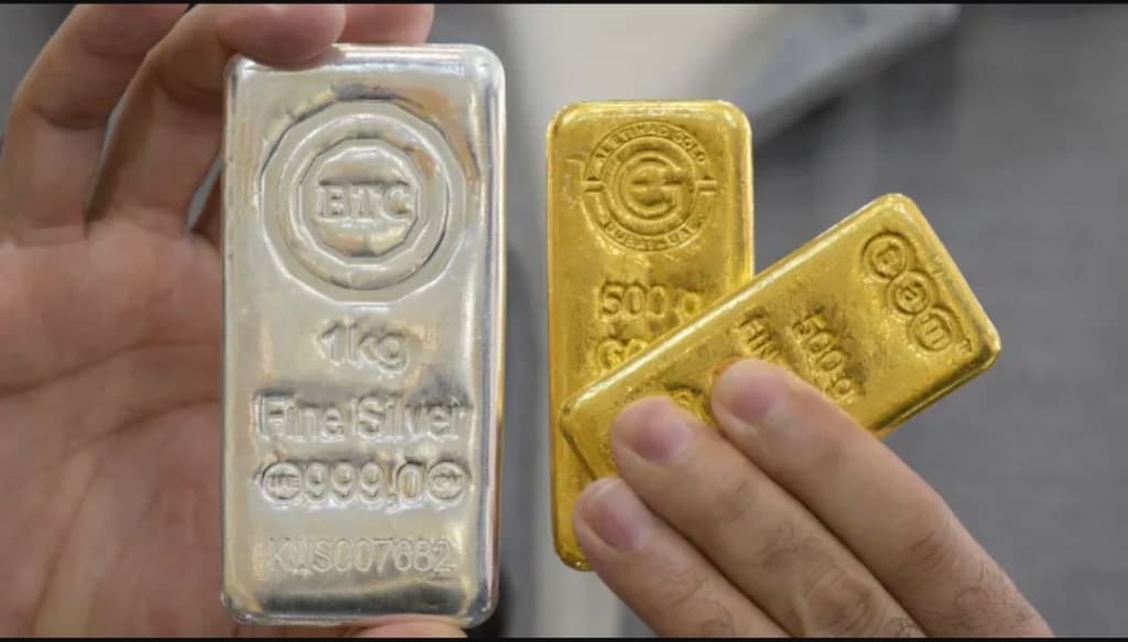 Gold and Silver Spiral Downward as Turbulence Hits Precious Metals Sector