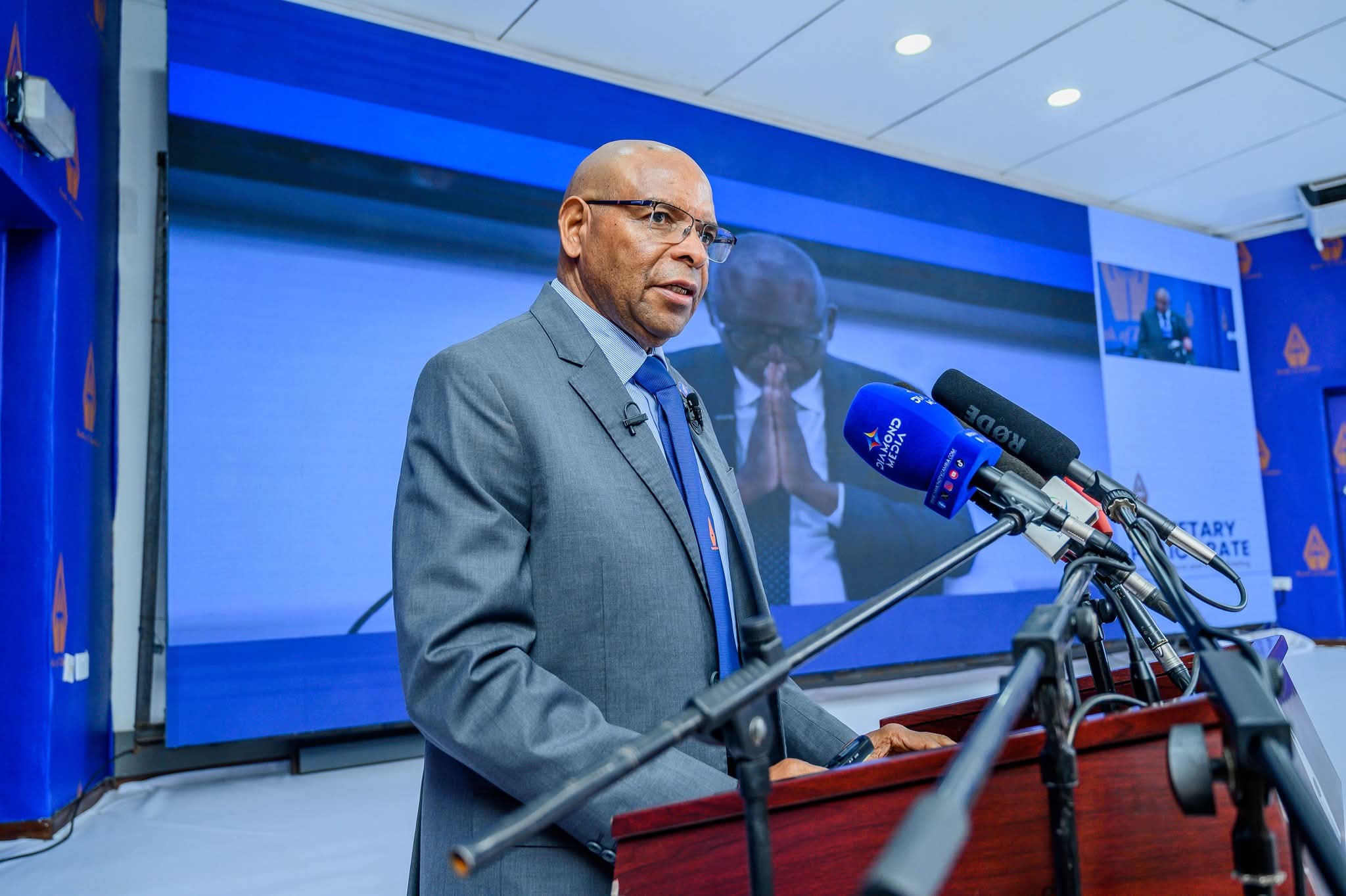 BoZ sounds alarm over global oil shock, geopolitical risks